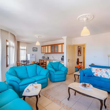 Ekici Suites Apart Apartment